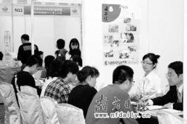 理性抉擇，長(zhǎng)遠(yuǎn)規(guī)劃 廣東留學(xué)市場(chǎng)呈現(xiàn)咨詢(xún)戰(zhàn)線(xiàn)拉長(zhǎng)新趨勢(shì)